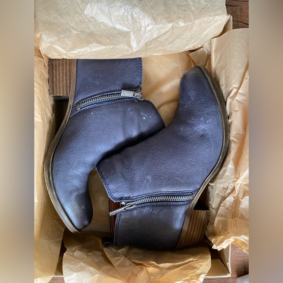 lucky brand basel bootie indigo leather - Picture 2 of 6